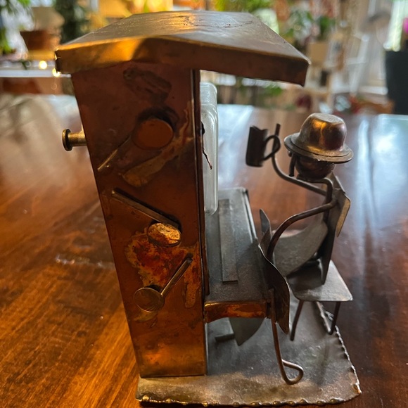 Other - Big Arnart copper metal art player piano man